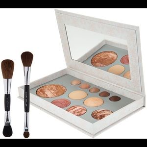 Laura Geller Baked Basics Palette & Brushes